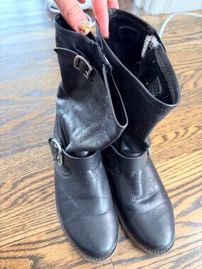 FRYE Veronica Women Short Leather Boots Bootie Black 6